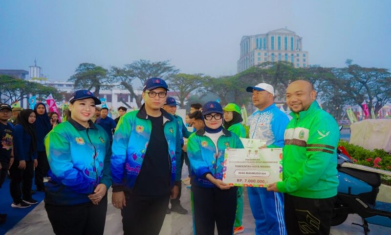 1006040896_800x480
